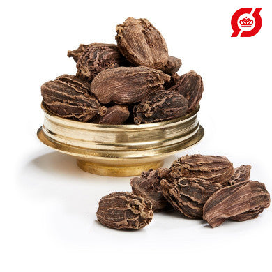 Cardamom, black, pods